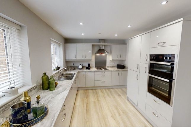 146 The Llanmaes, Maesteg Road, Tondu, Bridgend photo 5
