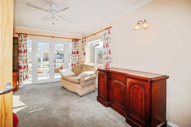 7, Scott Road, Bury St. Edmunds photo 3