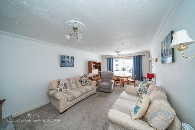 19, Sunbeam Drive, Walsall photo 2