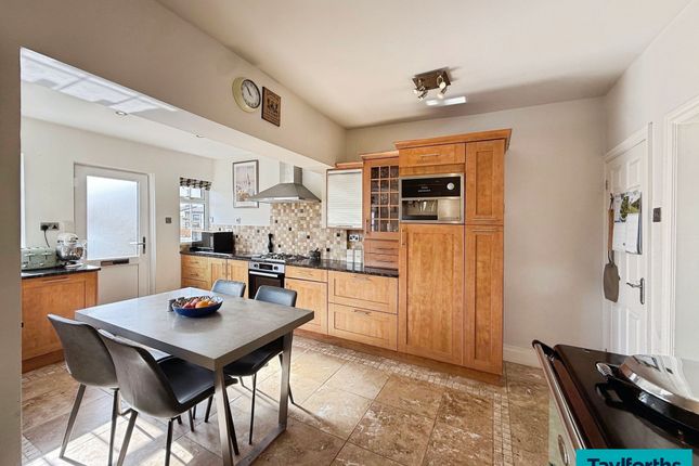 1 Milton Grove, Barnoldswick photo 2