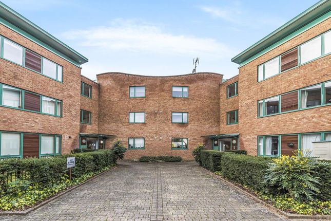 Thumbnail Flat to rent in Queens Gate, Summertown