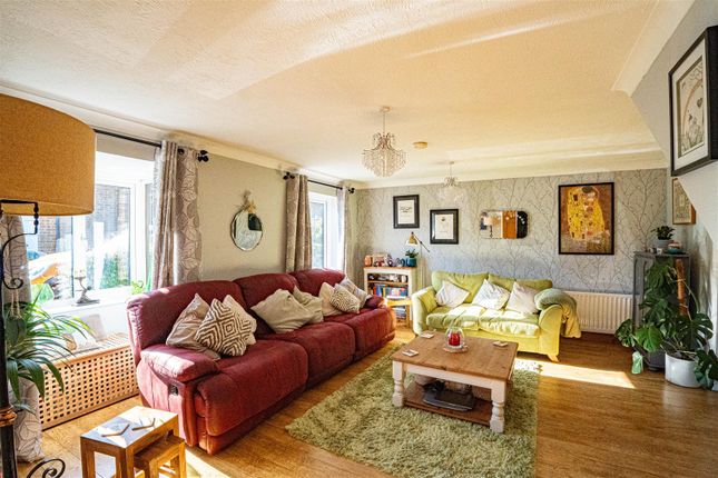 6, Glyndebourne Gardens, St. Leonards-On-Sea photo 4
