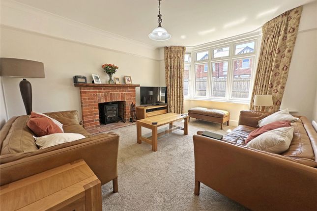 12, Holly Road, Southampton photo 3