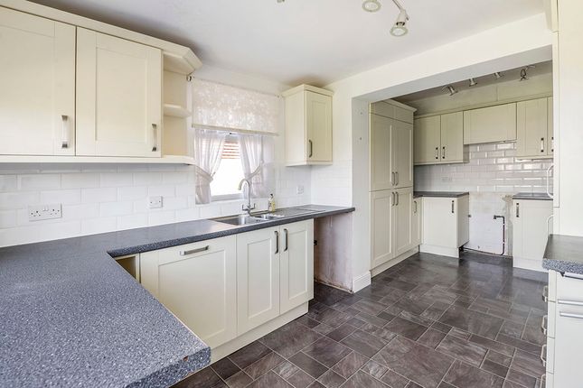 10, Warrington Road, Tonbridge photo 3