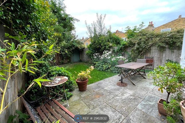 Brocklehurst Street, London photo 3