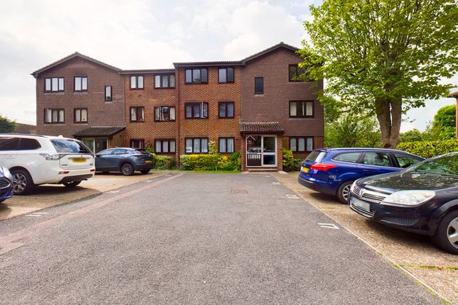 2 bed flat for sale in Sequoia Park, Crawley RH11