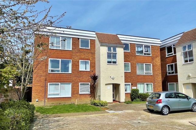 Flat for sale in Downview Road, Worthing, West Sussex