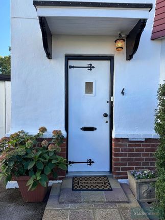 4, Frankland Close, Woodford Green photo 4