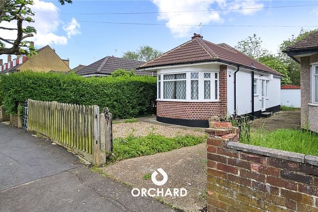 Thumbnail Bungalow to rent in Whitby Road, Ruislip, Middlesex