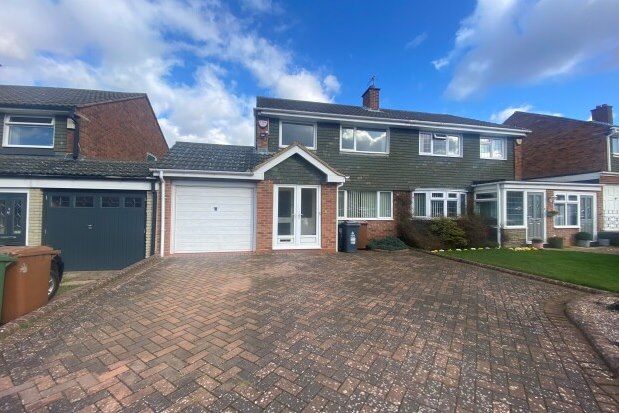 Thumbnail Property to rent in Whitethorn Crescent, Sutton Coldfield