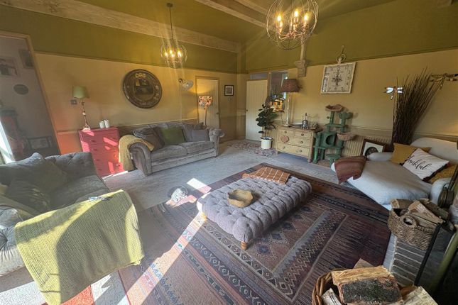 3, Old School, Catherine Slack, Bradford photo 4