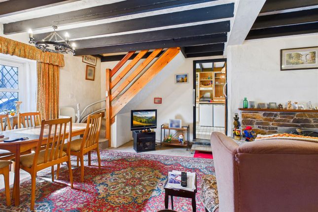 Trevellyan Cottage, 9, Nanhayes Row, St Newlyn East photo 3