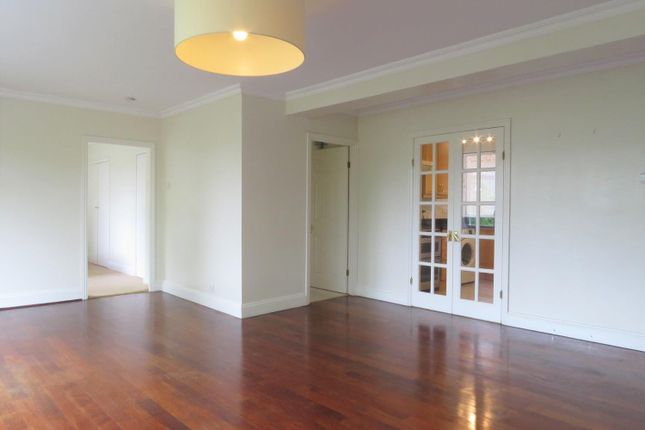 Thumbnail Flat to rent in Farquhar Road, Upper Norwood, London