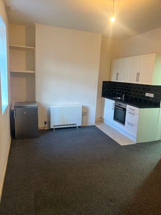 Flat to rent in Nelson Road, Blackpool