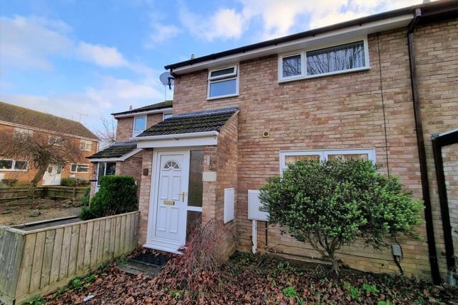 Thumbnail Semi-detached house to rent in Peachcroft, Abingdon