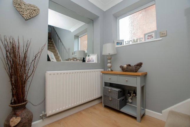 End terrace house for sale in Stirling Crescent, Hedge End, Southampton