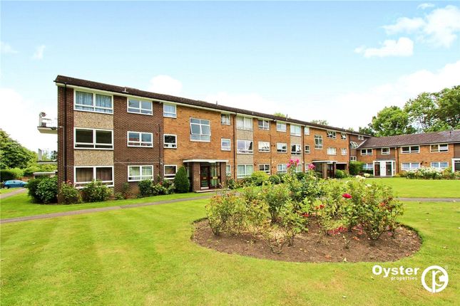 Thumbnail Flat for sale in Gleneagles, Stanmore
