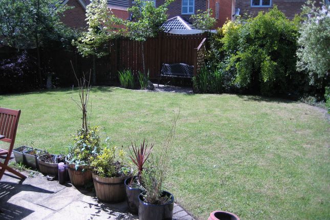 55 Mellor Lea Farm Drive, Sheffield photo 4