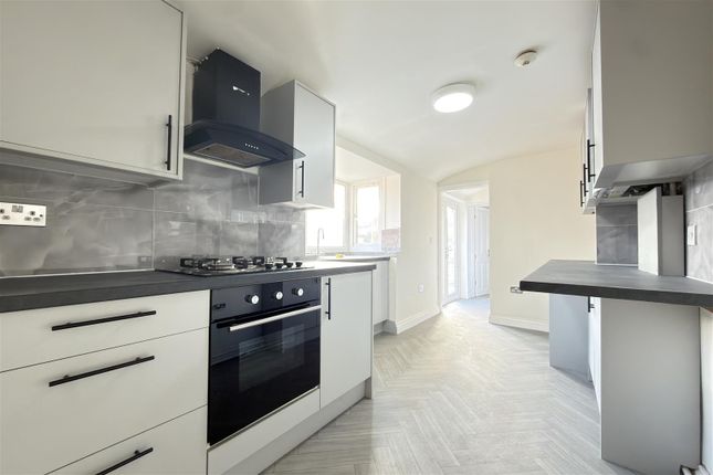 Hardys Avenue, Leicester photo 4