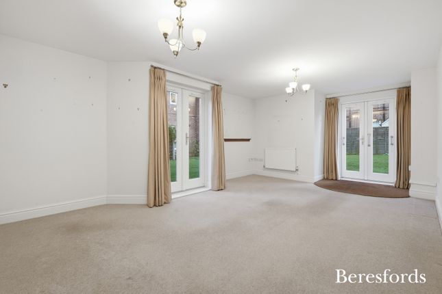 7, Chantry Court, Dunmow photo 4