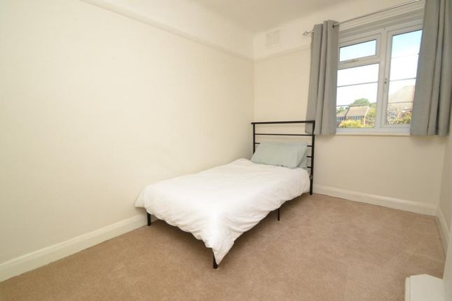 Flat to rent in Princess Road, Branksome, Bournemouth