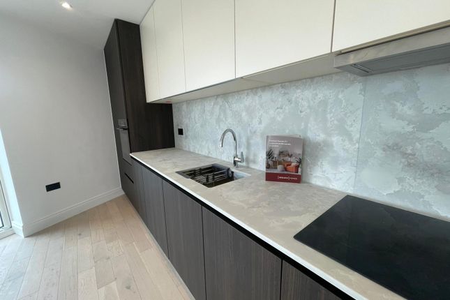 Flat 7, 651 High Road Leyton, London photo 5