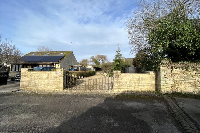 Detached house for sale in Swan Close, Lechlade, Gloucestershire