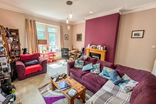 Flat 2 Cranbrook, 38 St Johns Road, Buxton photo 3
