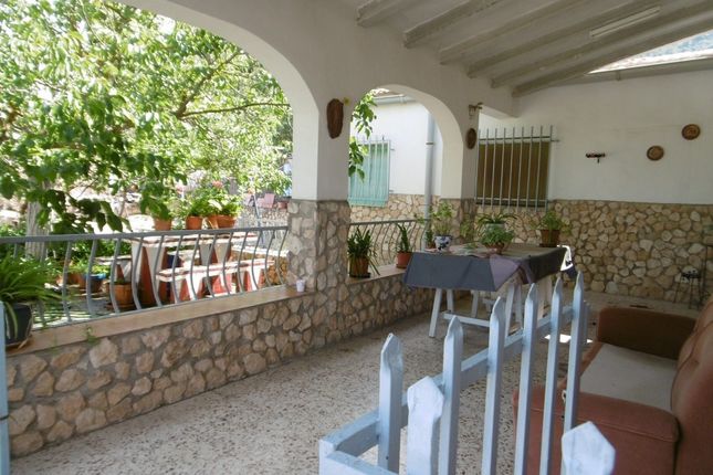 Villa for sale in 30510 Yecla, Murcia, Spain