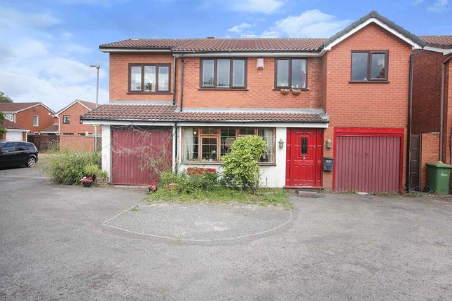 Thumbnail Detached house for sale in Padstow Close, Nuneaton, Warwickshire