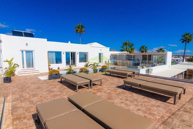 Villa for sale in Macher, Lanzarote, Spain