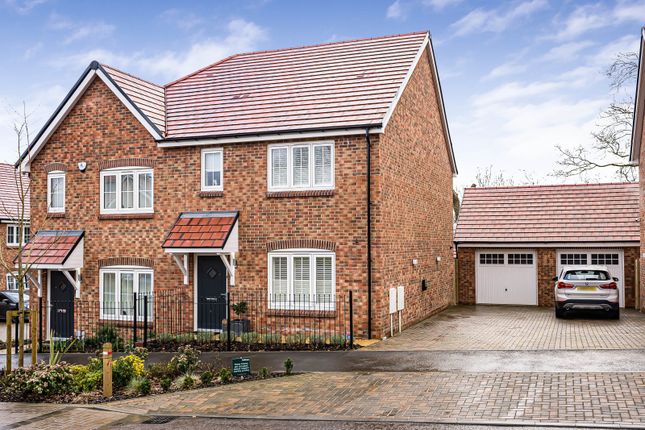 3-bed house on 12, Coronation Avenue, Cuffley, £645,000