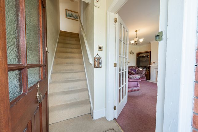21 Manor Road, Leicester photo 3