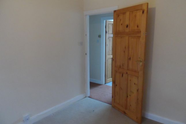 2, Cray Valley Road, Orpington, LONDON photo 5