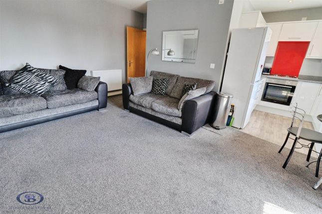 Apartment 14, Laburnum Court, Springfield Drive Wistaston, Crewe photo 4