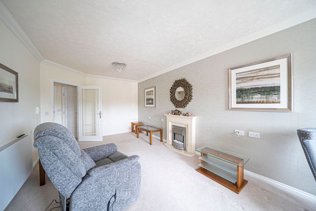 24 Chantry Lodge Chantry Street, Andover photo 2