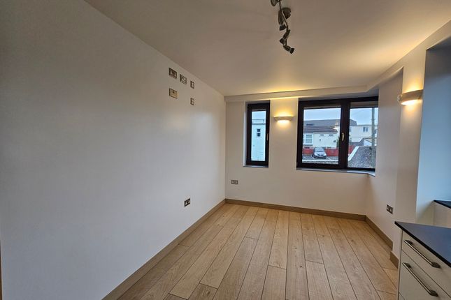 Thumbnail Flat to rent in Abbey Road, Torquay