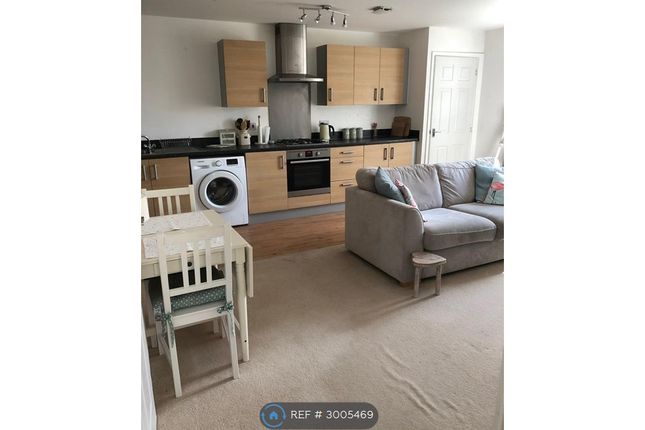 Samuel House, Forstall Way, Cirencester photo 3