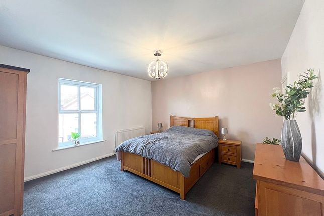 10, Thorpe Street, Manchester photo 5