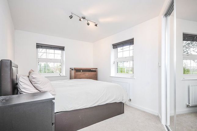 Flat for sale in Glebe House Drive, Bromley