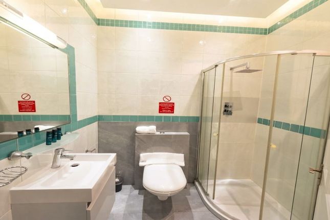 Flat 5, 91, Gloucester Place, London photo 4