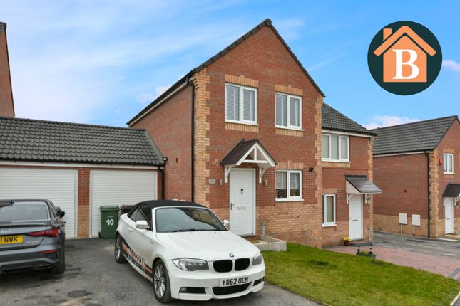 Thumbnail Town house for sale in Mulberry Close, Knottingley