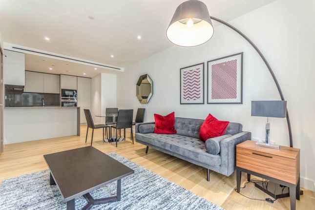 Flat for sale in Admiralty House, Vaughan Way, St Katharine's &amp; Wapping