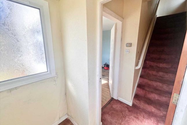 46, Bunny Lane, Nottingham photo 4