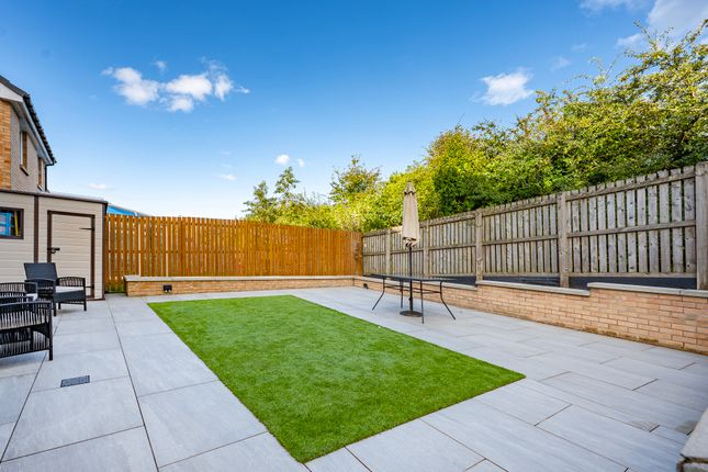 15 Harfield Gardens, Glasgow photo 2