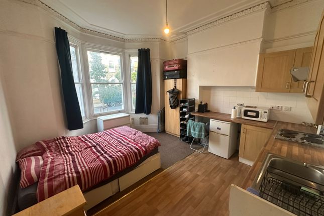 Arodene Road, London photo 2