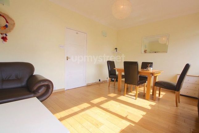 Thumbnail Flat to rent in Churchill Gardens, London