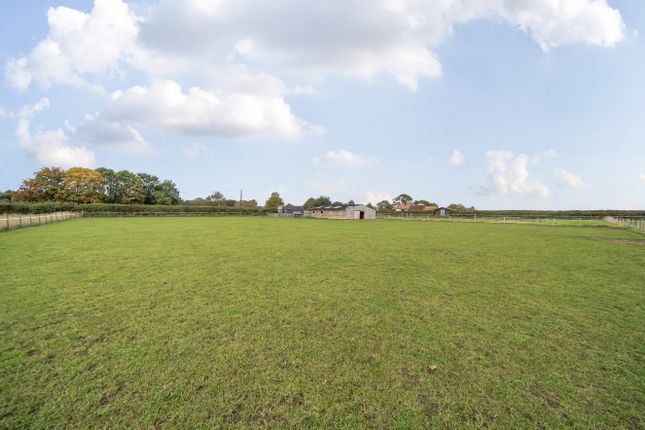 NEWLANDS, HARDIGATE ROAD, NOTTINGHAM photo 4