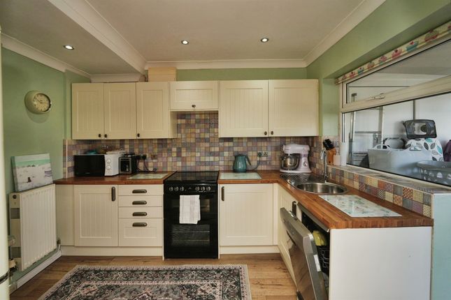 19, Chartist Way, CHEPSTOW photo 4