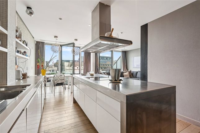 Apartment 7, 10, Wardour Street, London photo 4